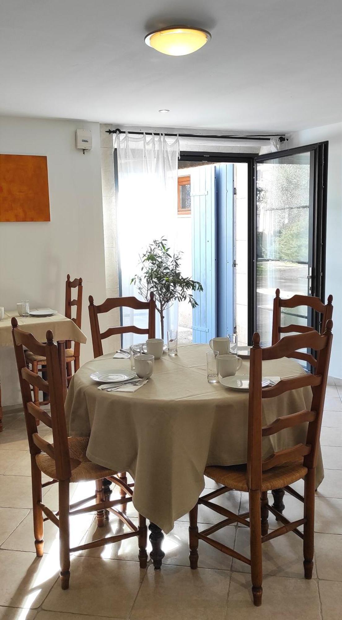 Mas D'Alaure B&B Verquieres Exterior photo